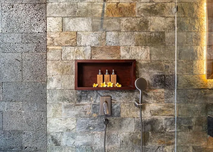 Bolon Villa Kuta (Bali)